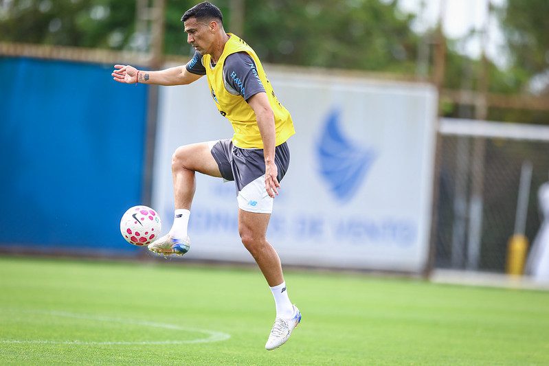 Grêmio supera Sindicato dos Atletas em jogo-treino no CT Luiz Carvalho