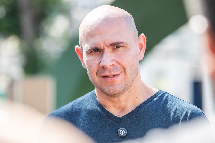 Abílio Brunini apoia ida de Flávio Bolsonaro aos EUA após derrota eleitoral