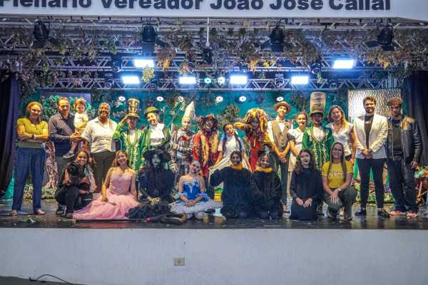 Espetáculo “O Mágico de Oz” reúne artistas locais e público em Lucas do Rio Verde