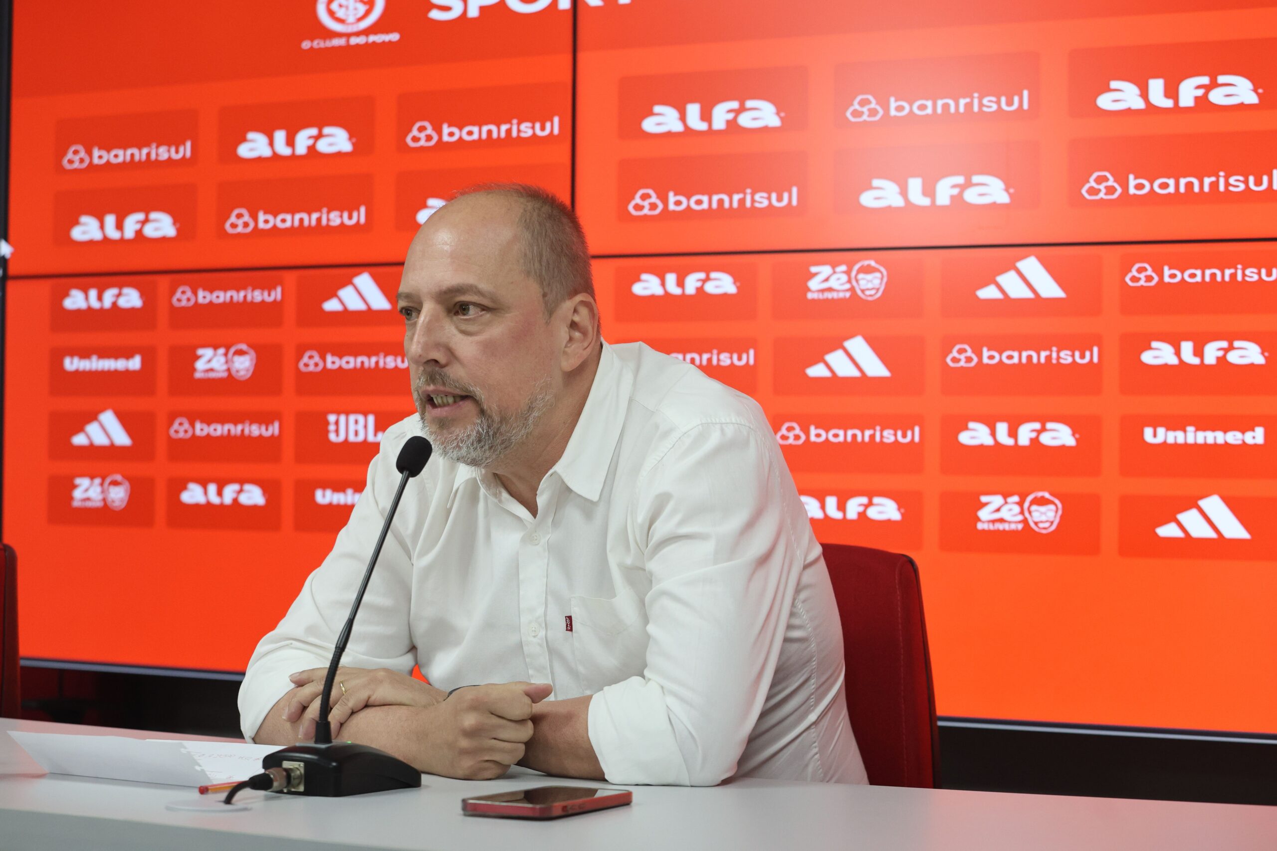 Inter contesta decisões da arbitragem após virada sofrida para o Fluminense
